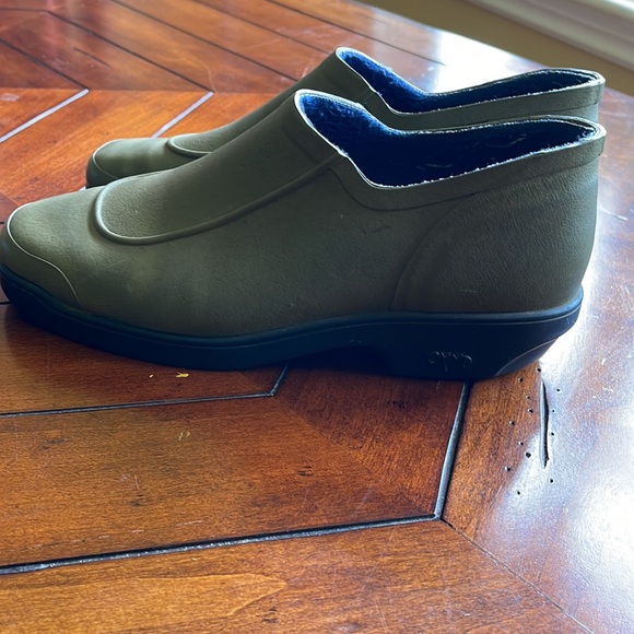 Acton shoes in excellent condition - Picture 3 of 5